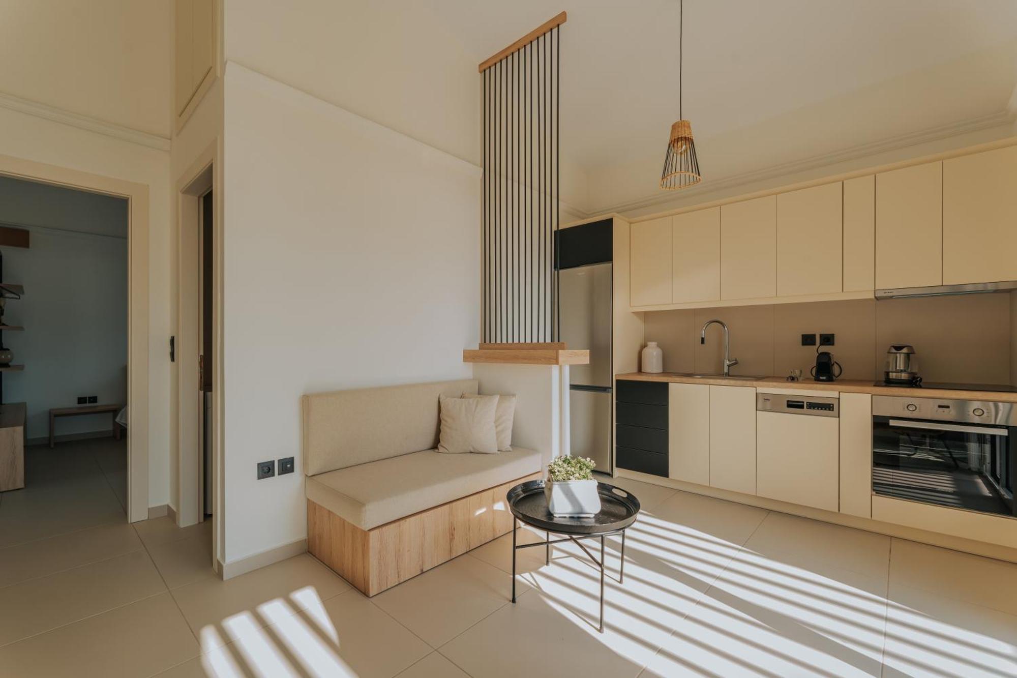 Ponte Suites Andírrion Buitenkant foto